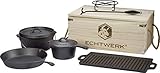 Echtwerk 7-teiliges Dutch Oven Set aus Gusseisen in Holzkiste, Kochtopf-Set mit Kochtopf, Stieltopf, Grillplatte, Pfanne, Deckelheber und Untersetzer zum Kochen und Braten, bereits eingebrannt