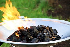 Feuerschalen aus Edelstahl sind sehr empfehlenswert